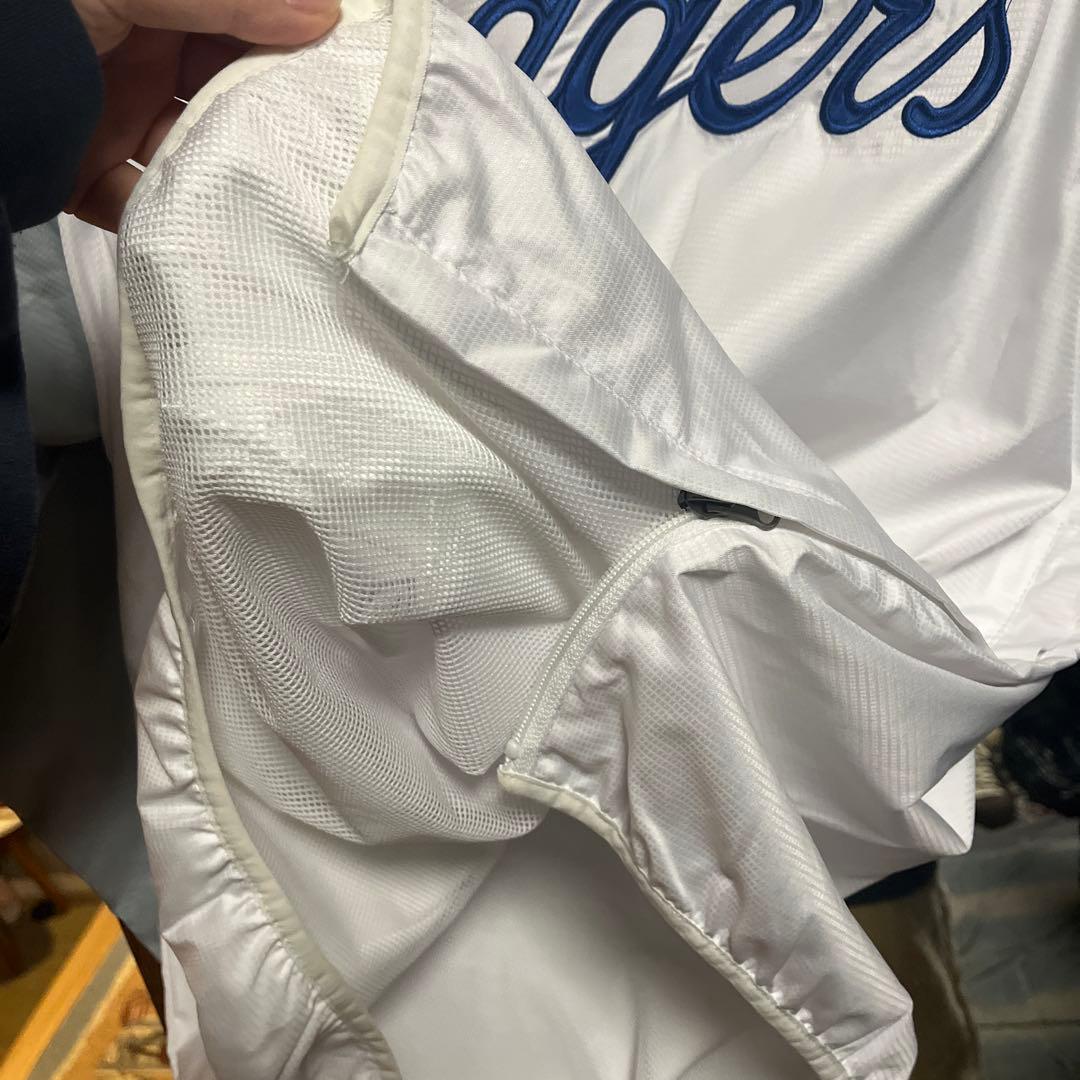 Dodgers ナイロンシャツ