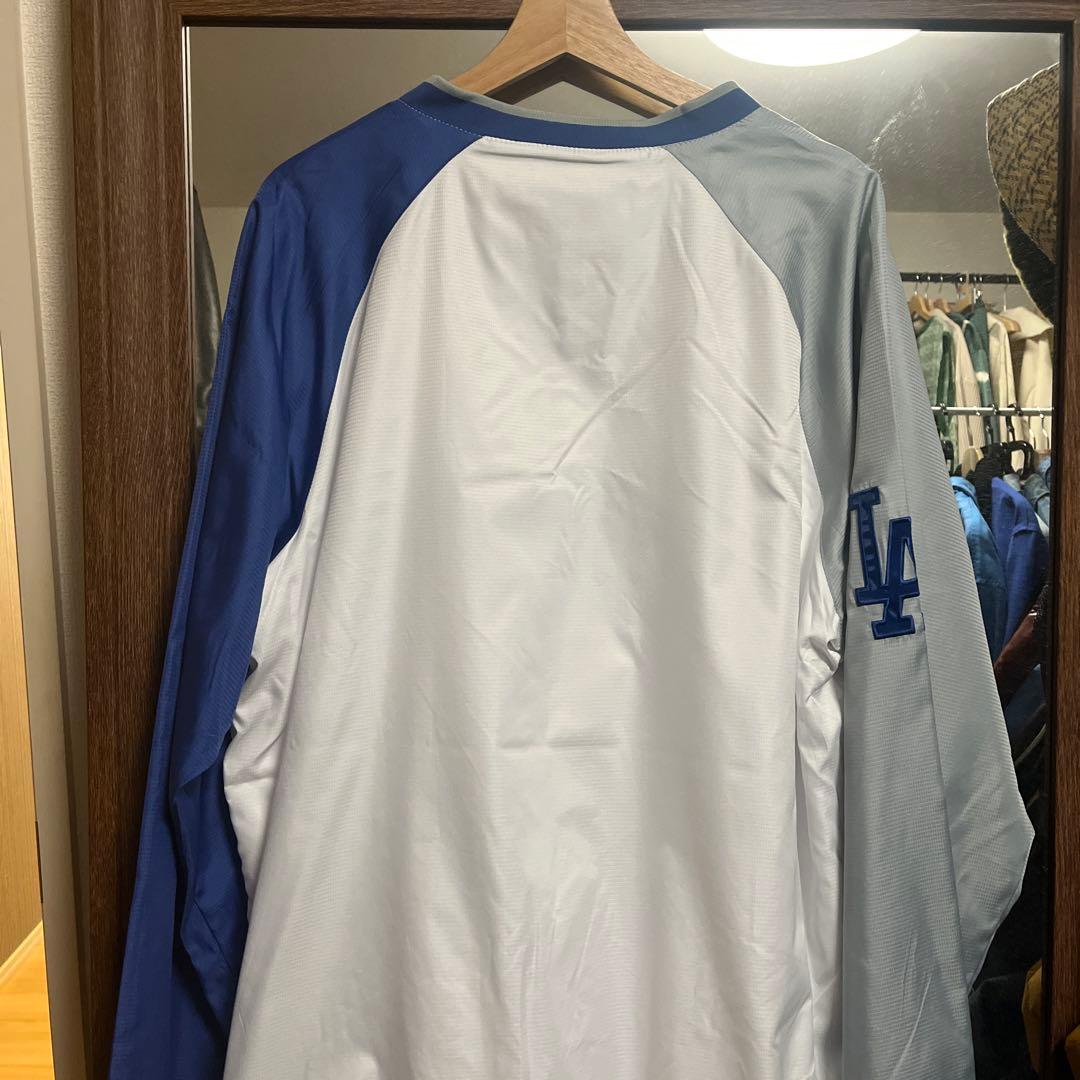 Dodgers ナイロンシャツ