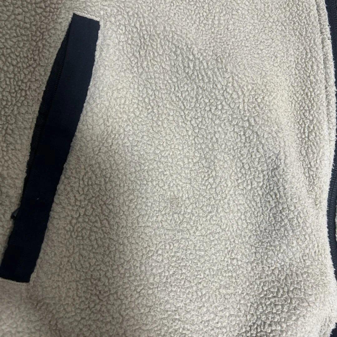 ヨネックス ボア リバーシブルジャケット