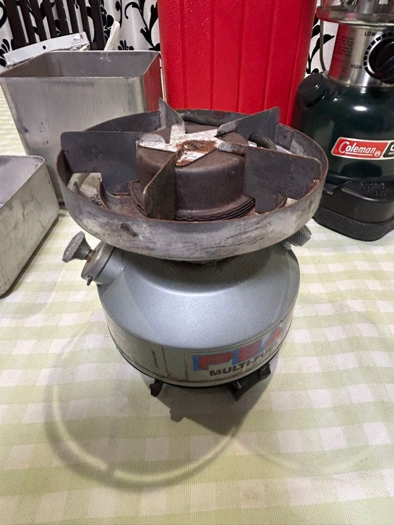 コールマンのガソリンランプとストーブセット