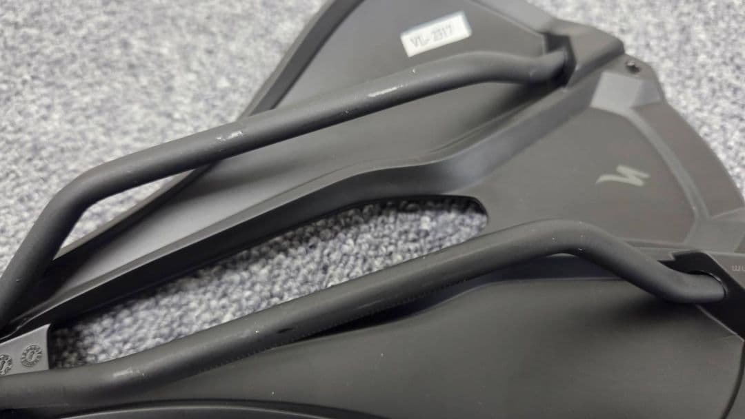 スペシャライズド POWER EXPERT SADDLE 143mm 未使用品