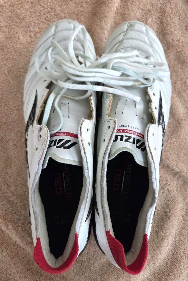 Mizuno Morelia NEOサッカースパイク　取り替え