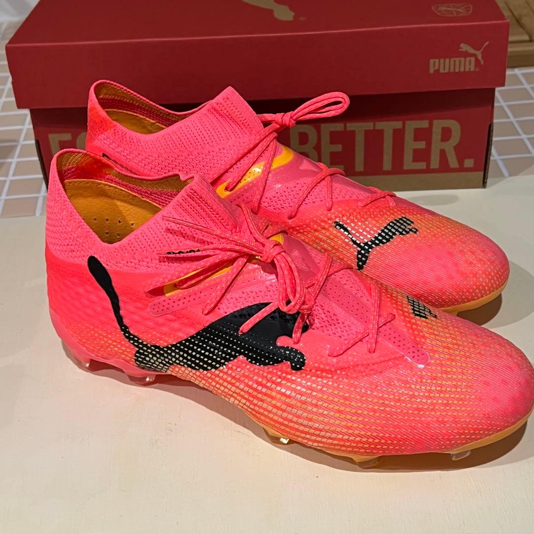 PUMAサッカースパイク24cmフューチャー 7 アルティメット FG/AG