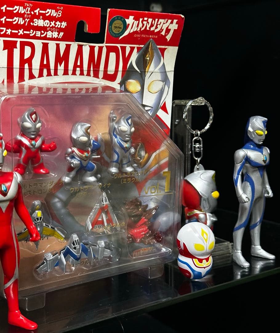 【激レア】ウルトラマンダイナ　フィギュアセット