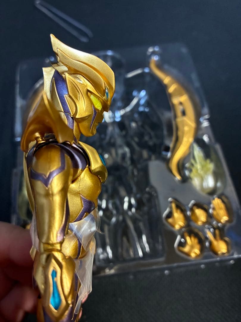 s.h.figuarts ゼロビヨンドギャラクシーグリッター 訳あり