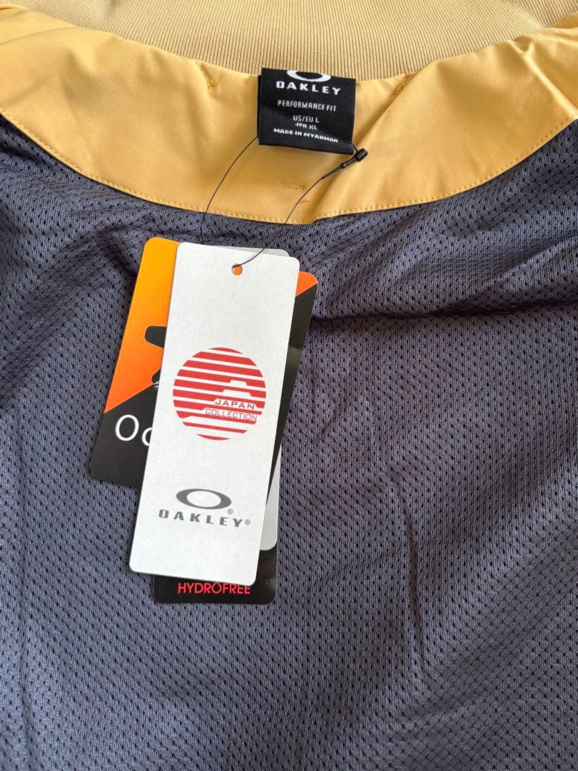Oakley ベージュスカリー撥水ジャケット（新品未使用品）