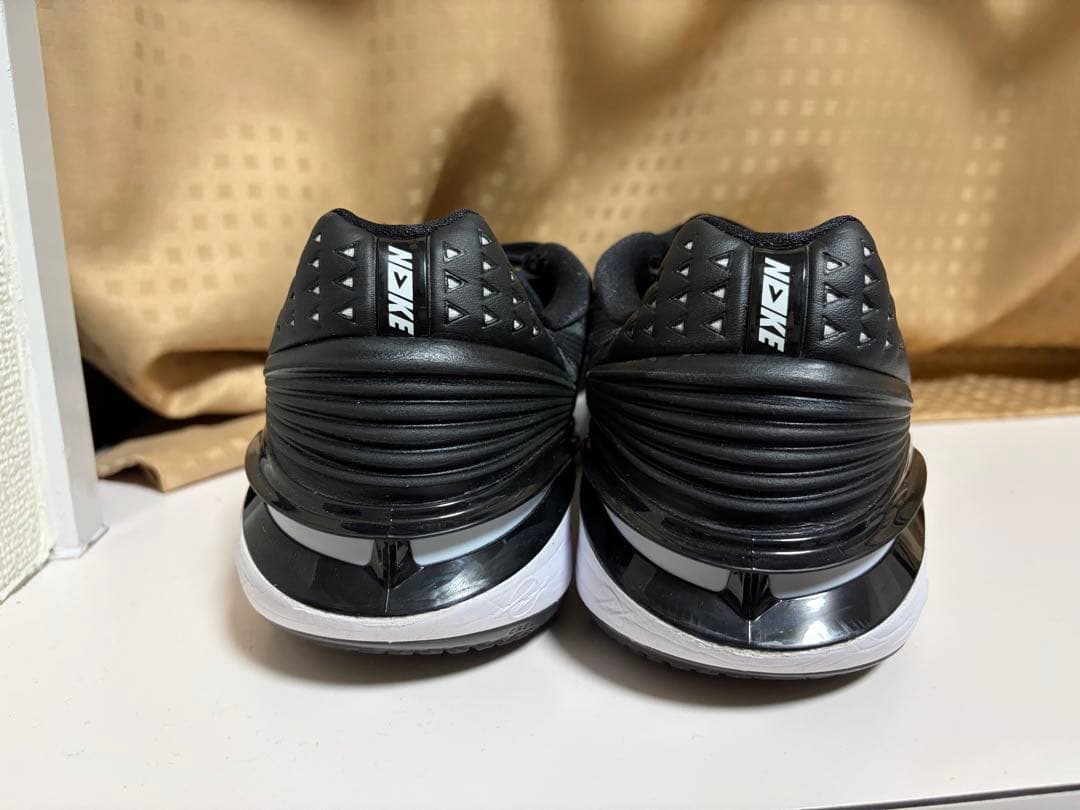 シューズ(男性用) NIKE ZOOM G.T. CUT 2 Black/White