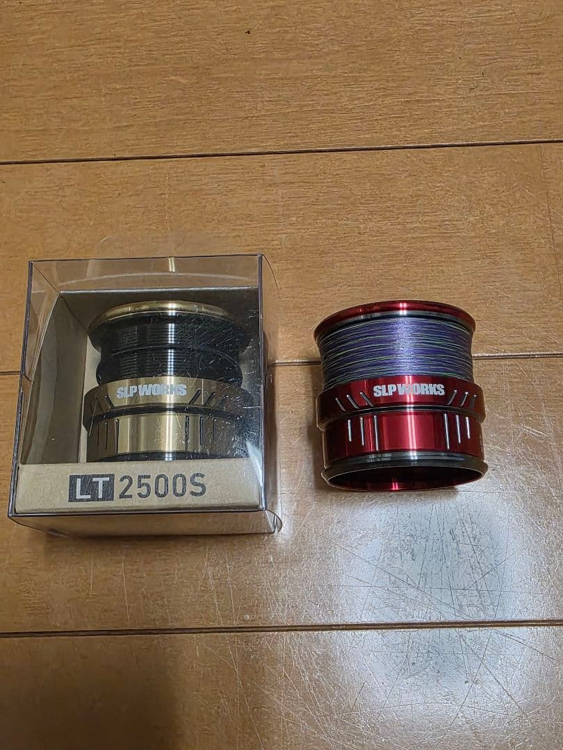 21エメラルダスAIR LT2500-XH　αスプール2個　エギ8本などセット