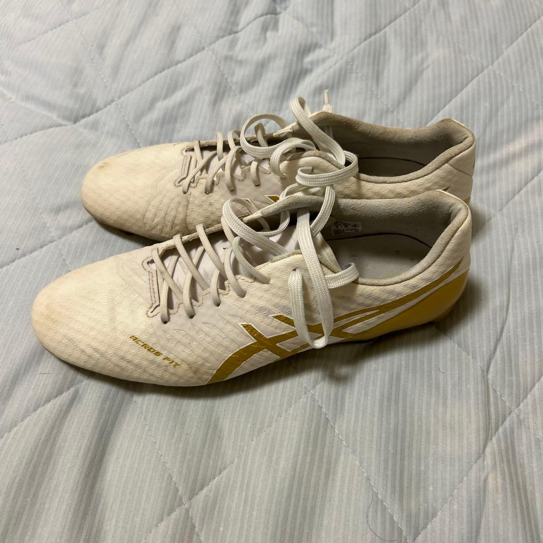 ASICS dslight サッカースパイク　ホワイトゴールド　MIX 27cm