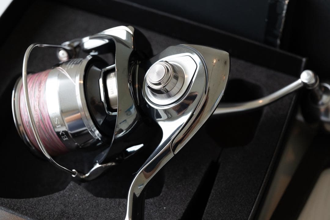 オーバーホール済み　ダイワ 22イグジストLT-5000CXH