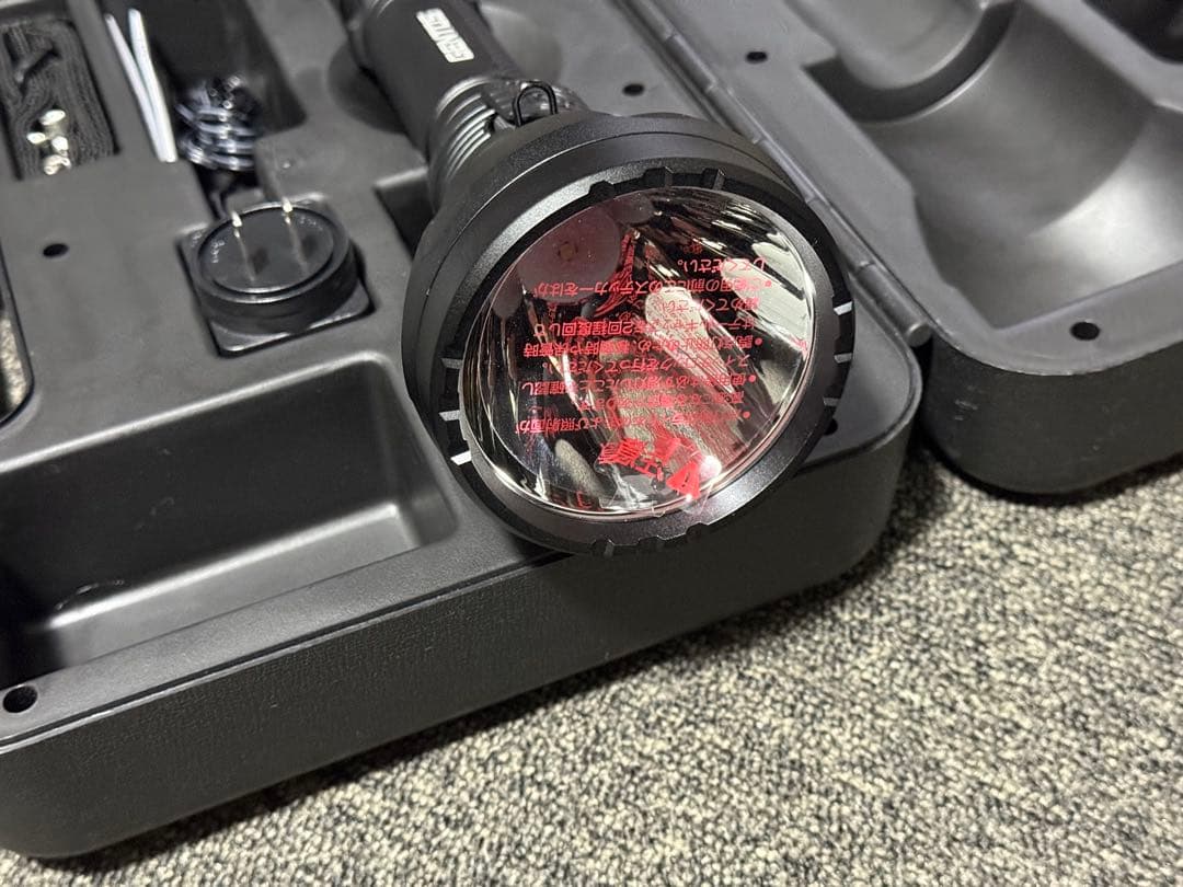 【新品】 ジェントス UT-1000M LED フラッシュ ライト 懐中電灯