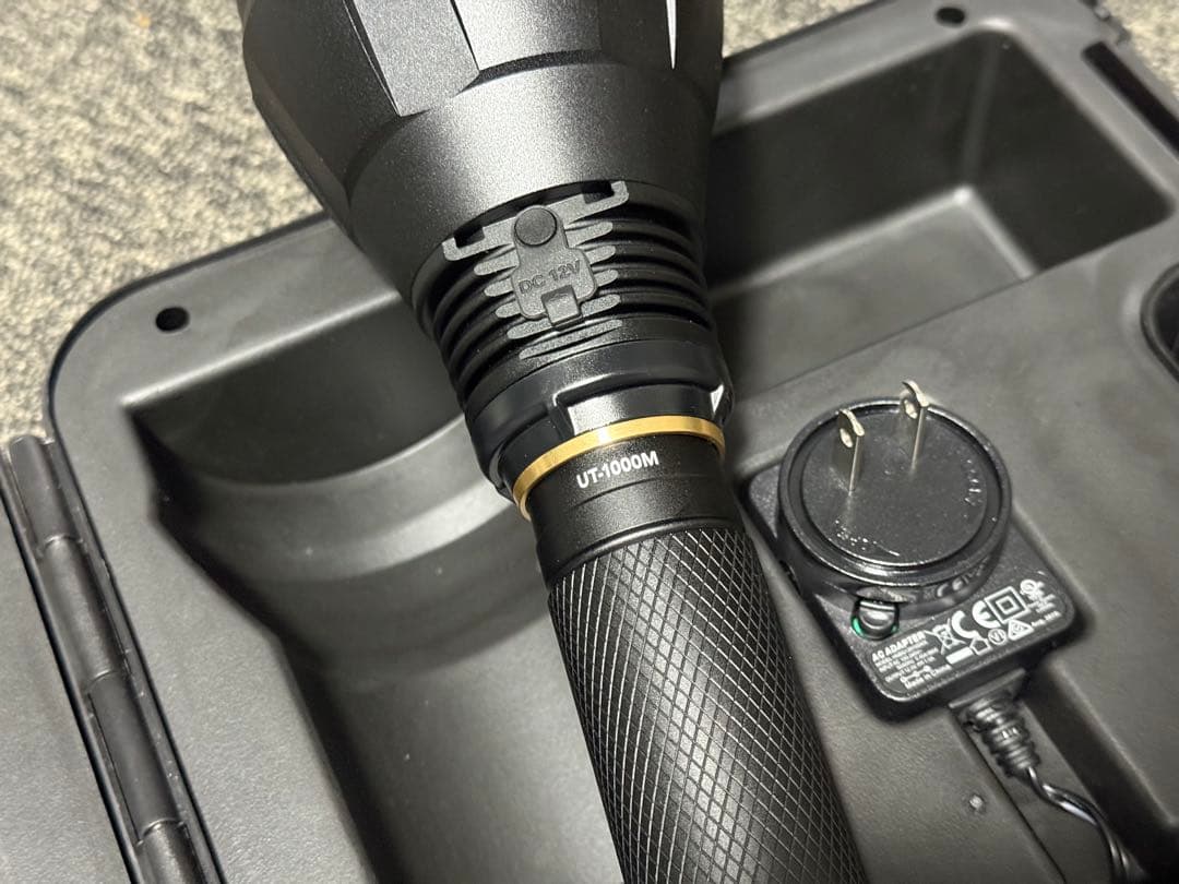 【新品】 ジェントス UT-1000M LED フラッシュ ライト 懐中電灯