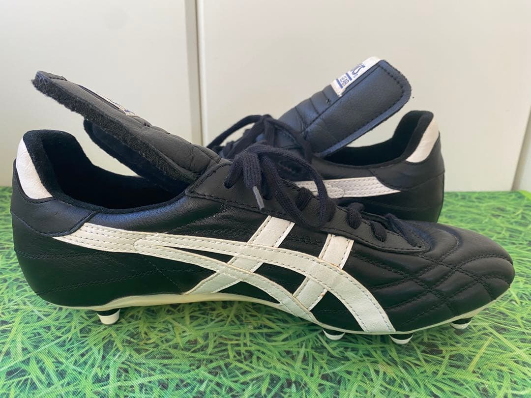 ☆未使用☆送料無料☆asics(アシックス)シャペクラシコ 取替式☆