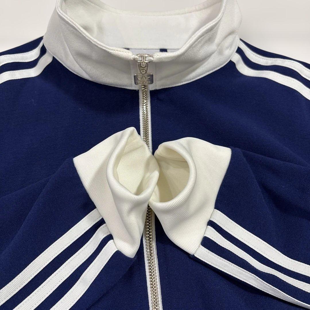 美品　adidas トラックジャケット