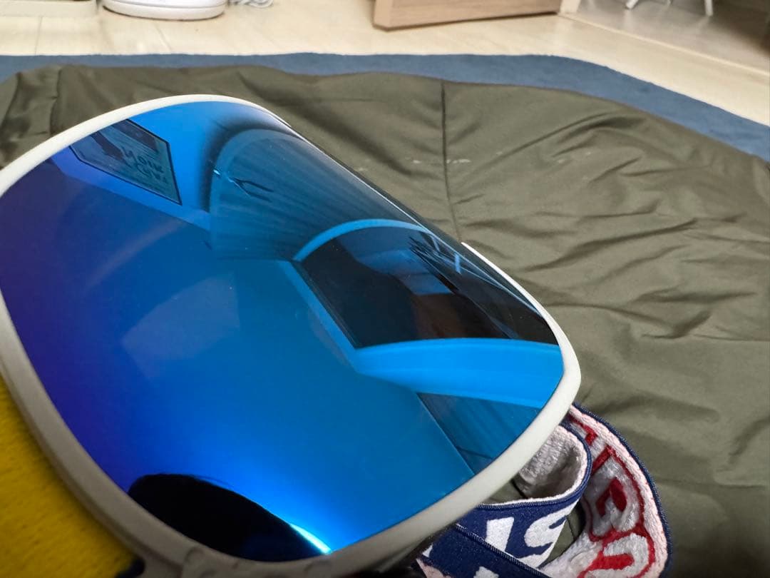 【値下げ】Red Bull SPECT ゴーグル 1回使用 マグネット式