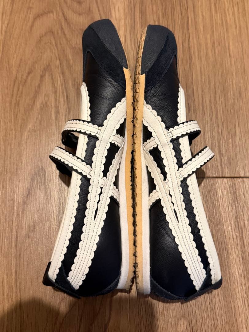 Onitsuka Tiger MEXICO66 TGRSメリージェーン 24.5