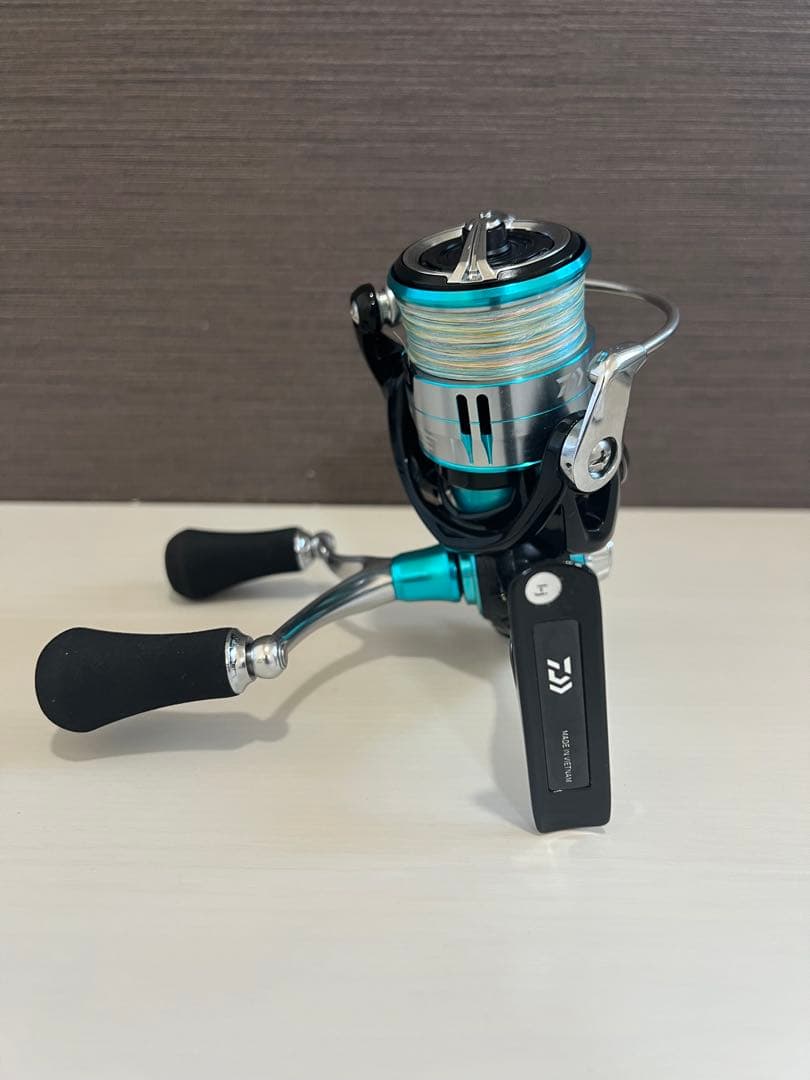 【ダイワ】 19エメラルダス LT 2500S-H-DH DAIWA