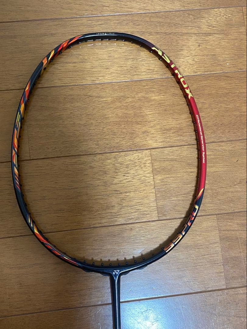 ASTROX 100 TOUR バドミントンラケット