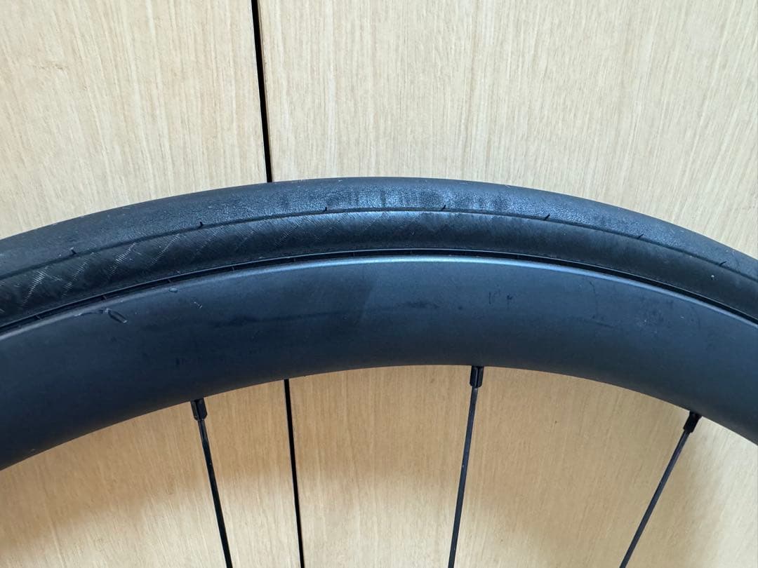 HUNT 35 CARBON AERO DISC 〔アジリスト25c付き〕