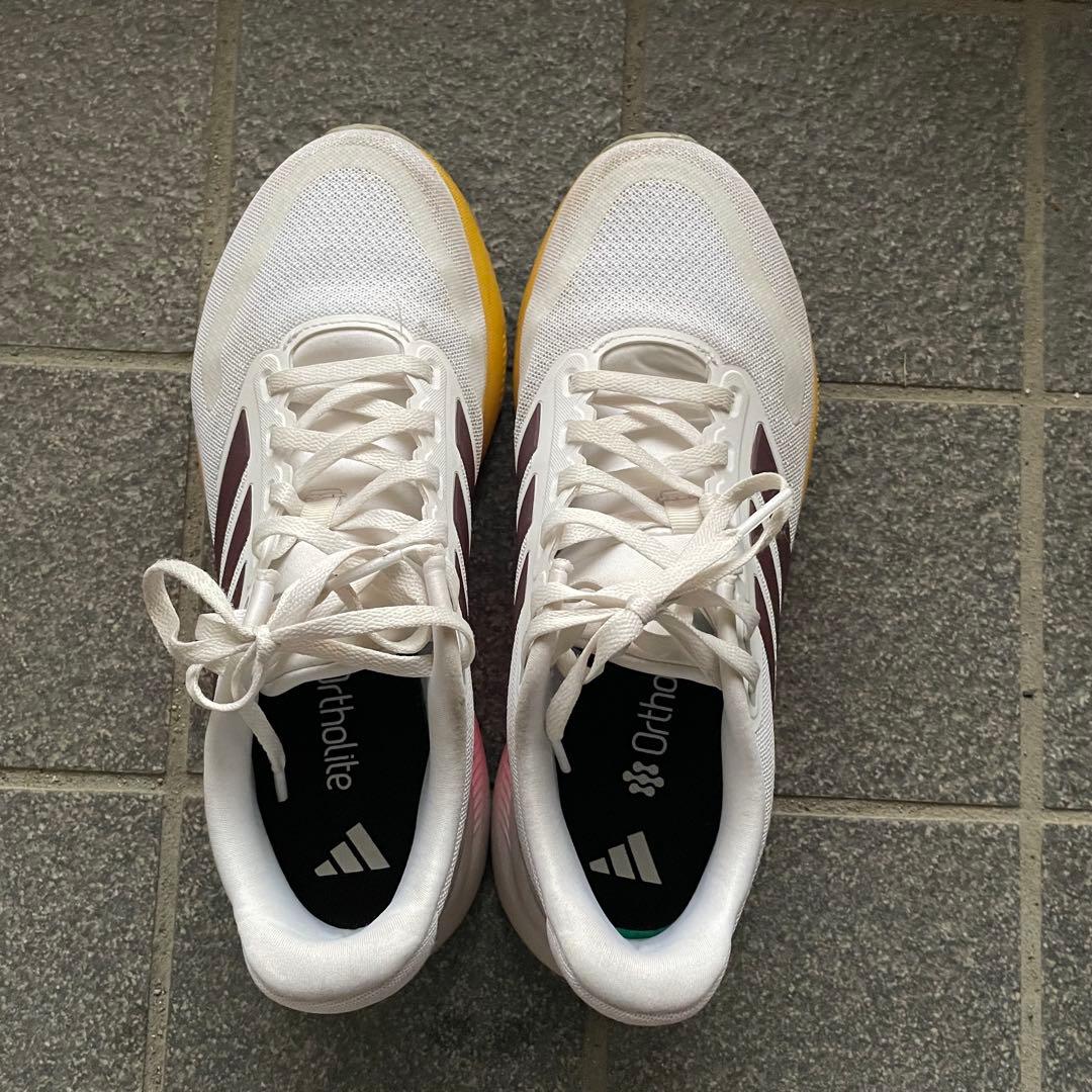 adidas ランニングシューズ 24.5cm