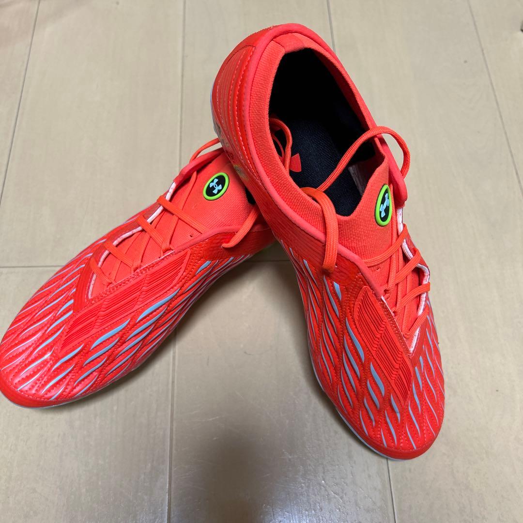 【希少】新品　アンダーアーマー サッカースパイク 28cm 取り替え式