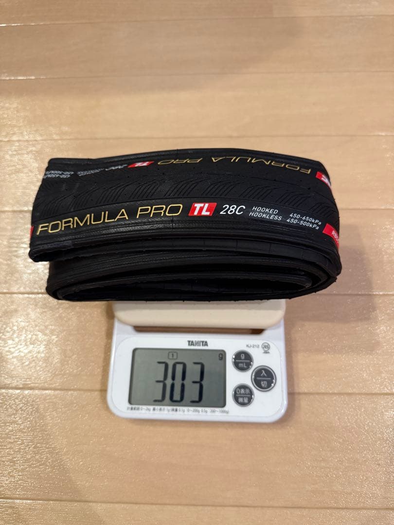 IRC Formula Pro TL 700 x 28C 第6世代 2本セット