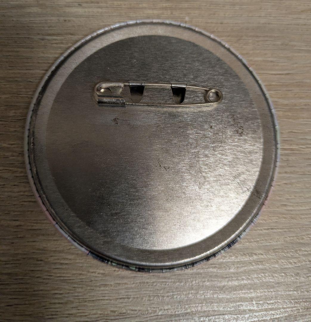 鬼滅の刃 執事眼鏡 胡蝶しのぶ 缶バッジ 希少 レア物