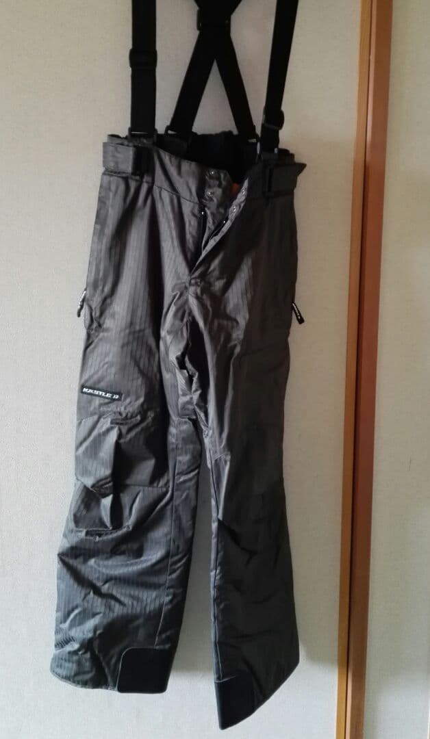 KASTLE スキーウェア　上下セットMサイズ