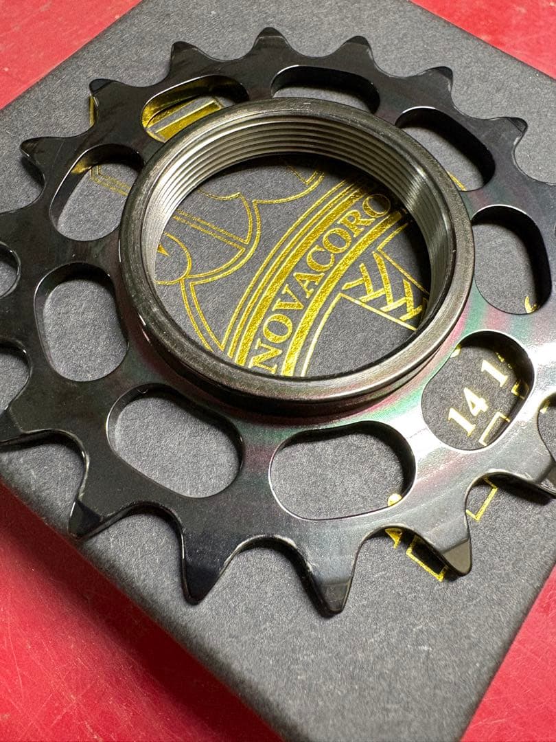 NOVACORONA TITAN COG　ノバコローナ　チタンコグ　18T