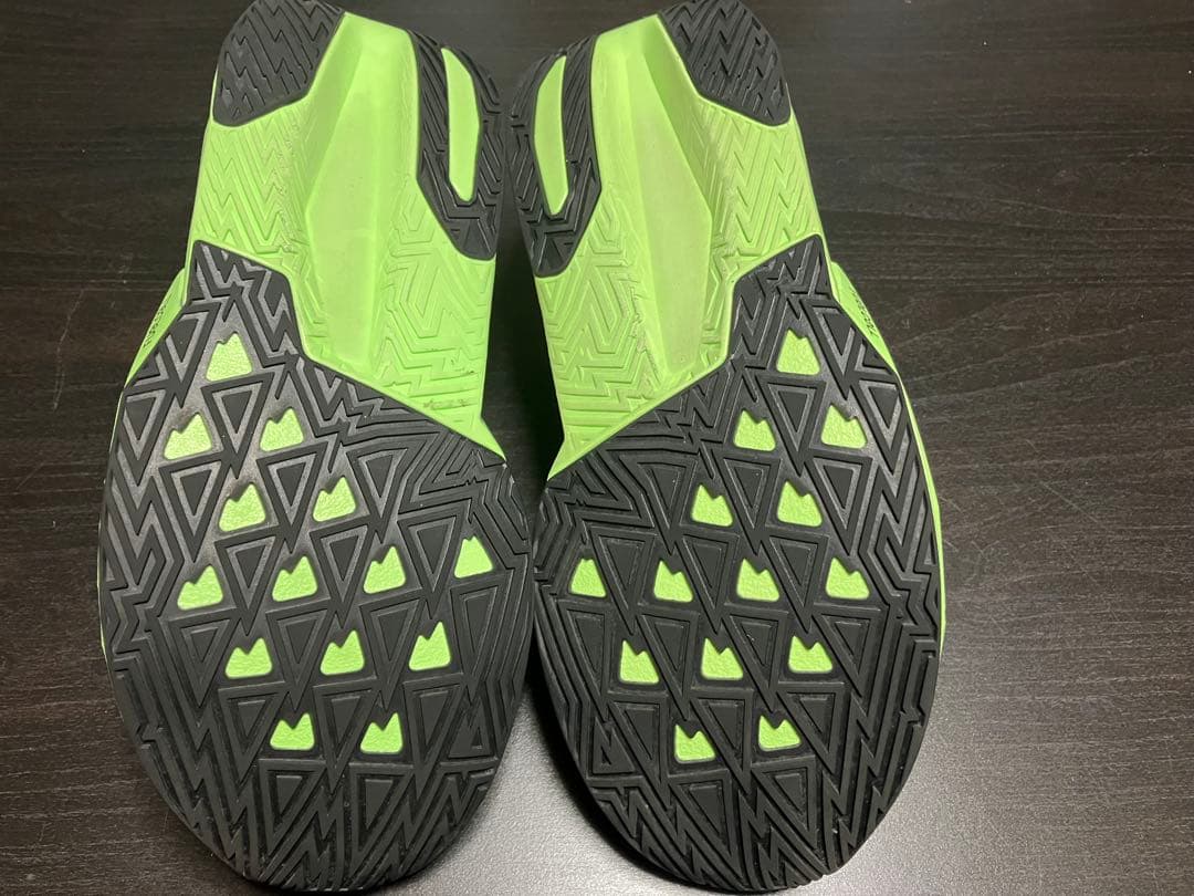 【限定モデル】New Balance フューエルセルレベルv5 28.5cm