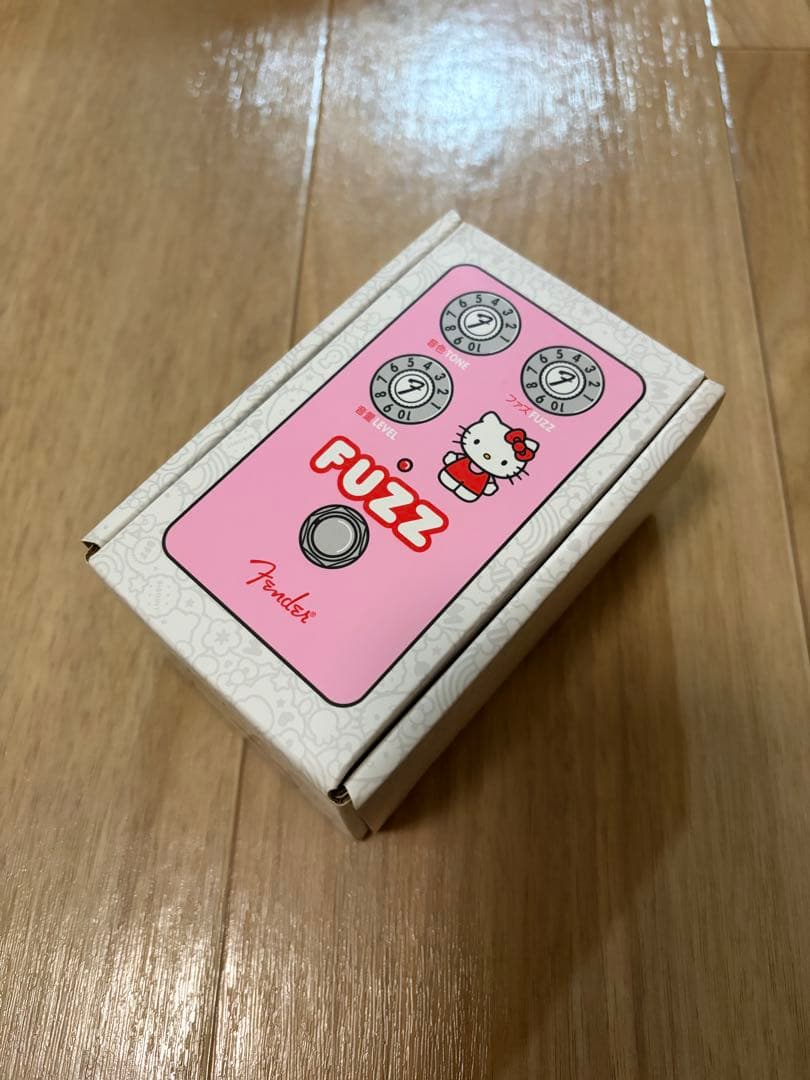 Fender Fuzz ハローキティデザイン