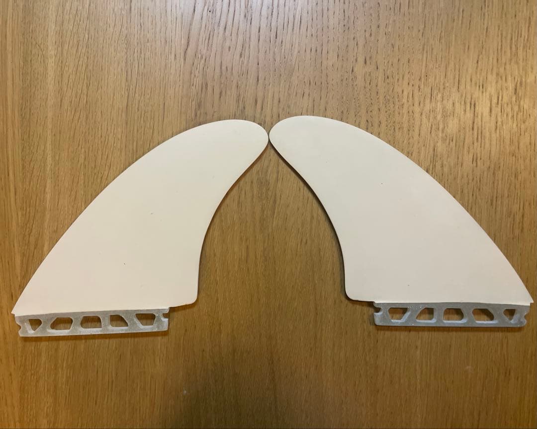 CAPTAIN FIN JOSH HALL TWIN KEEL 5.58”