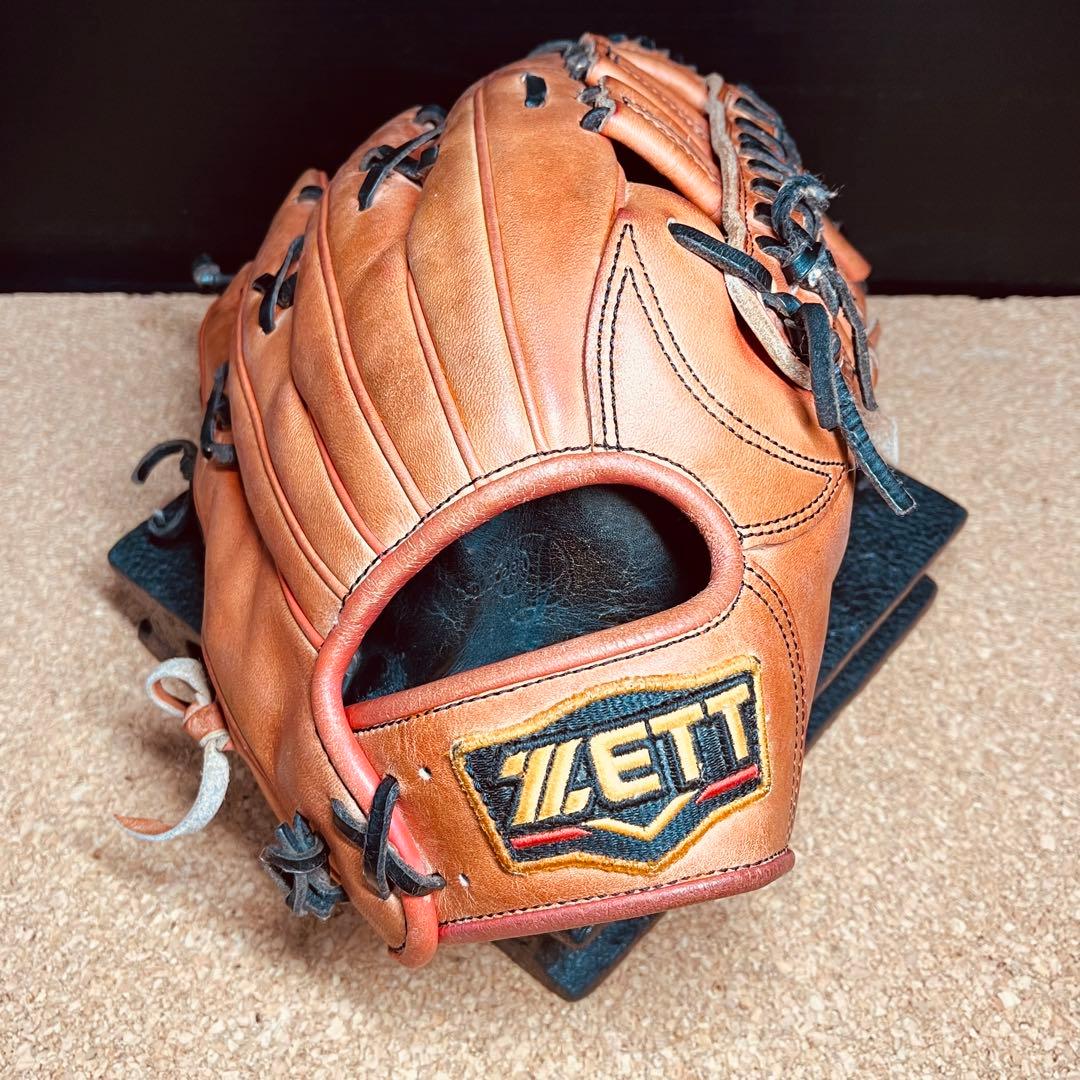 ZETT硬式野球外野手用グラブ右投げPROSTATUS/BPGーPRO／鈴木刻印