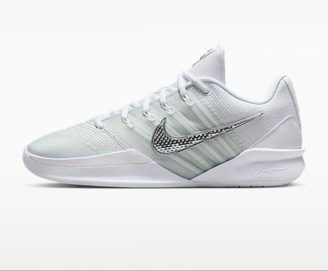 【新品未使用】NIKE SABRINA 3 メンズ24.5㎝ ウイメンズ25㎝