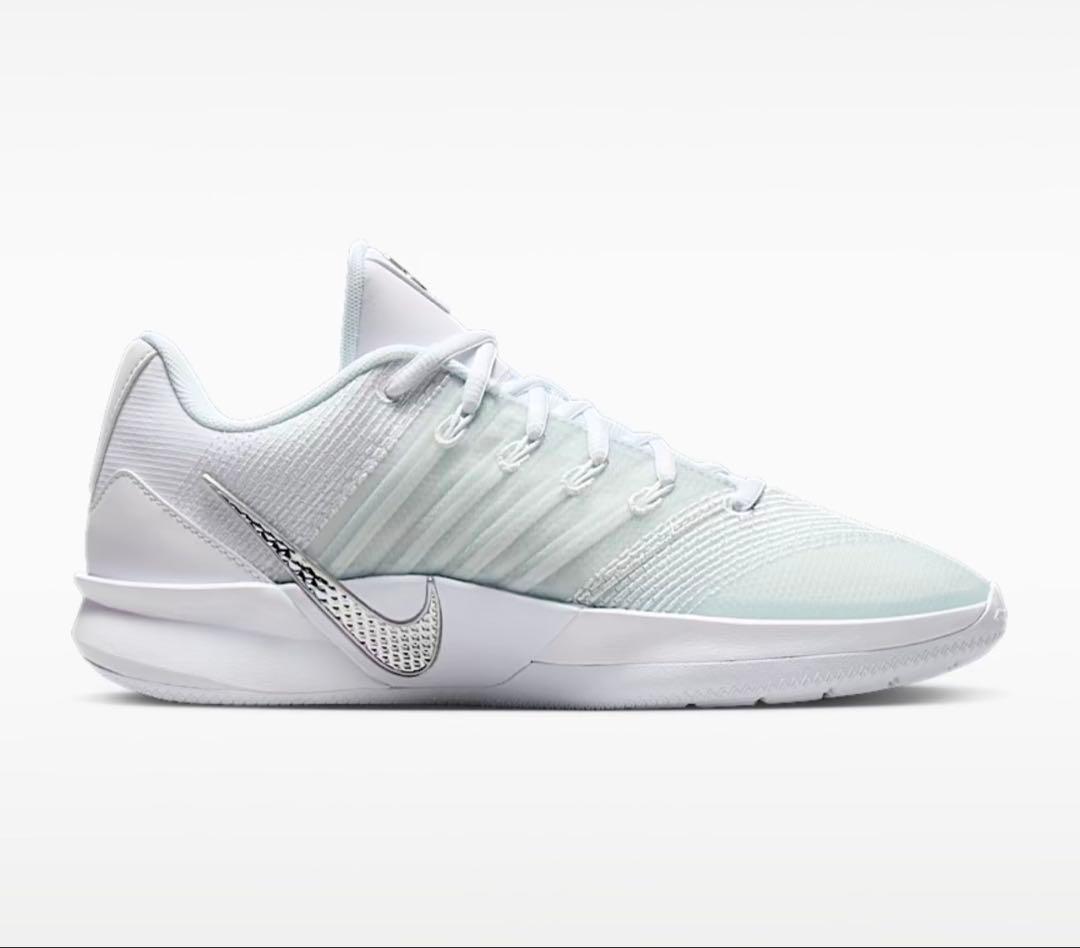 【新品未使用】NIKE SABRINA 3 メンズ24.5㎝ ウイメンズ25㎝