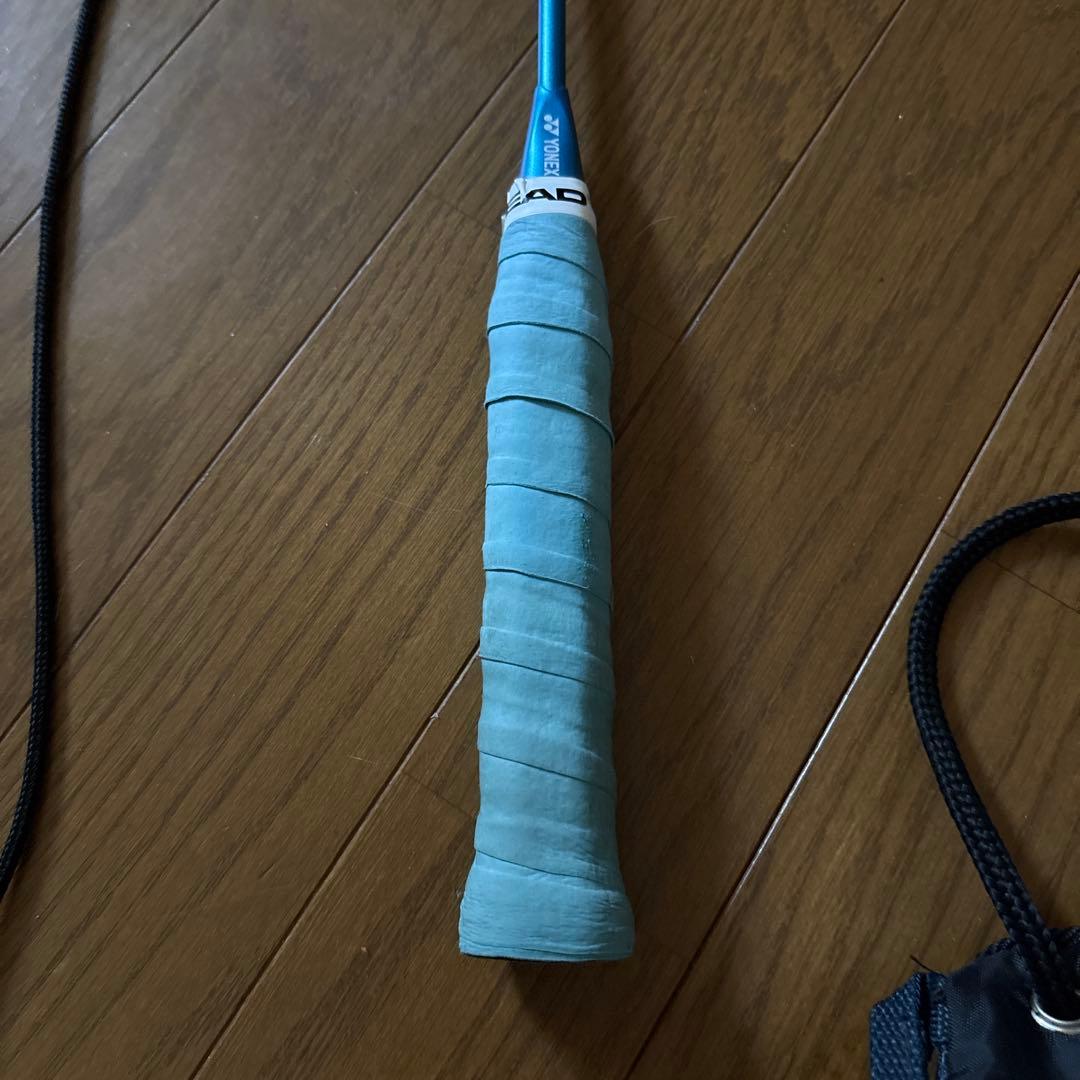 ナノフレア300バドミントンラケット(ケース付)