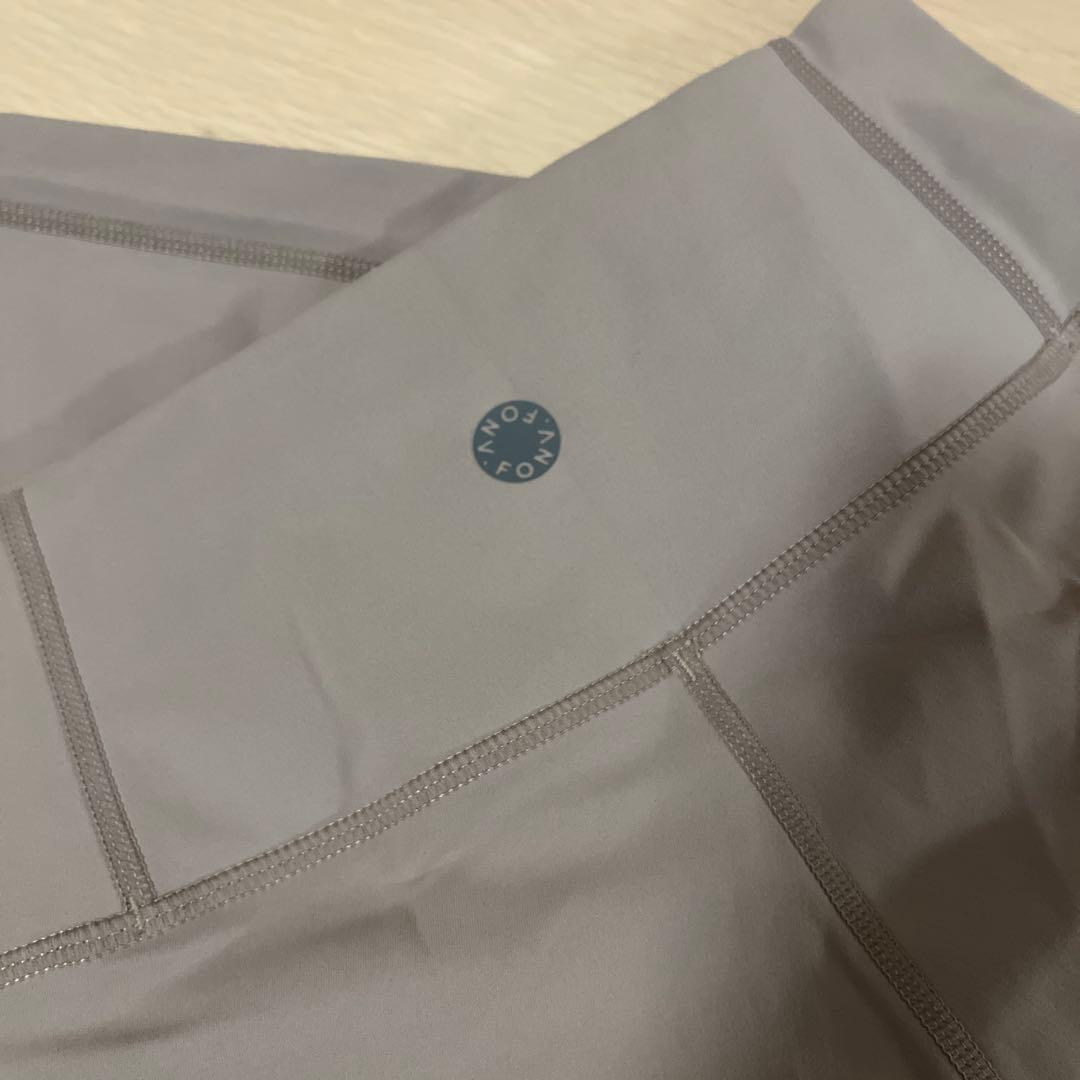 .fonv Fit leggings sand beige サンドベージュ