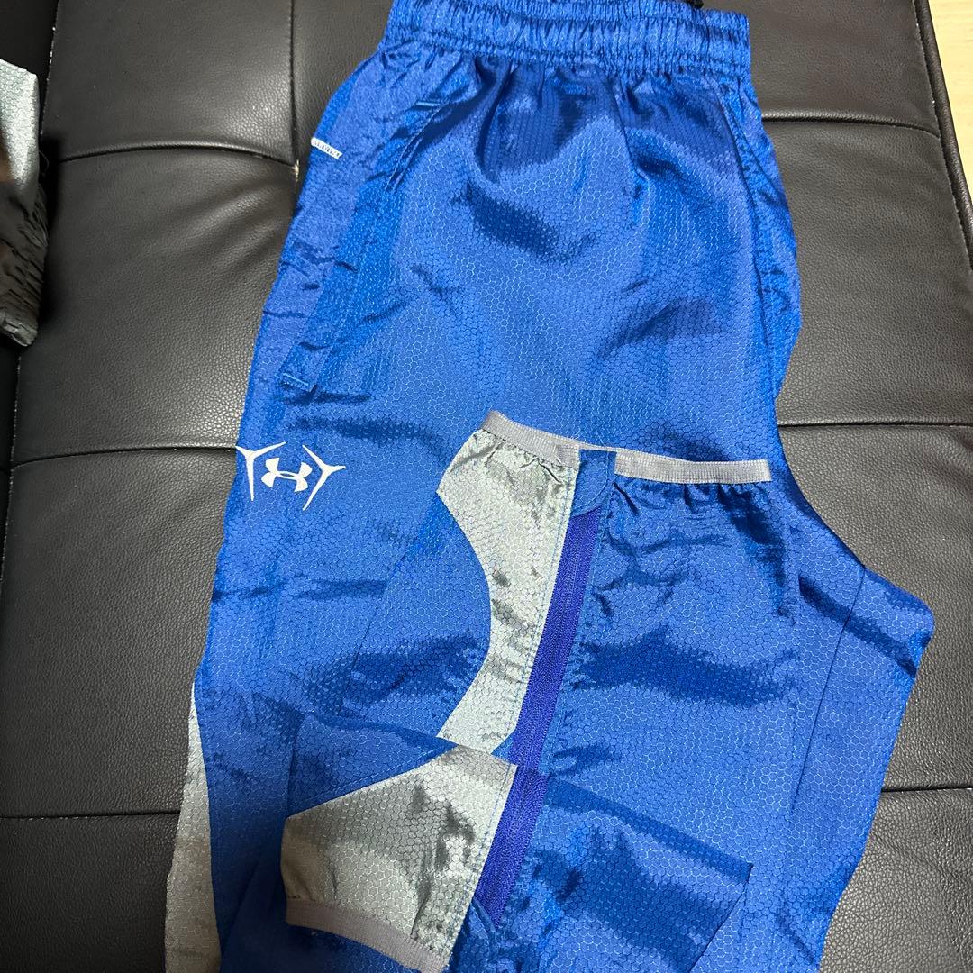 UNDER ARMOUR サッカー　ピステ MD グレー/ブルー