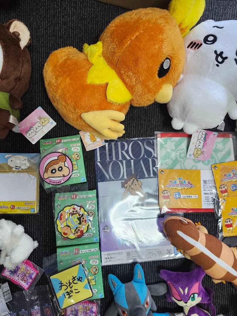 クレヨンしんちゃん　ポケモン　　ちいかわ　まとめ売り