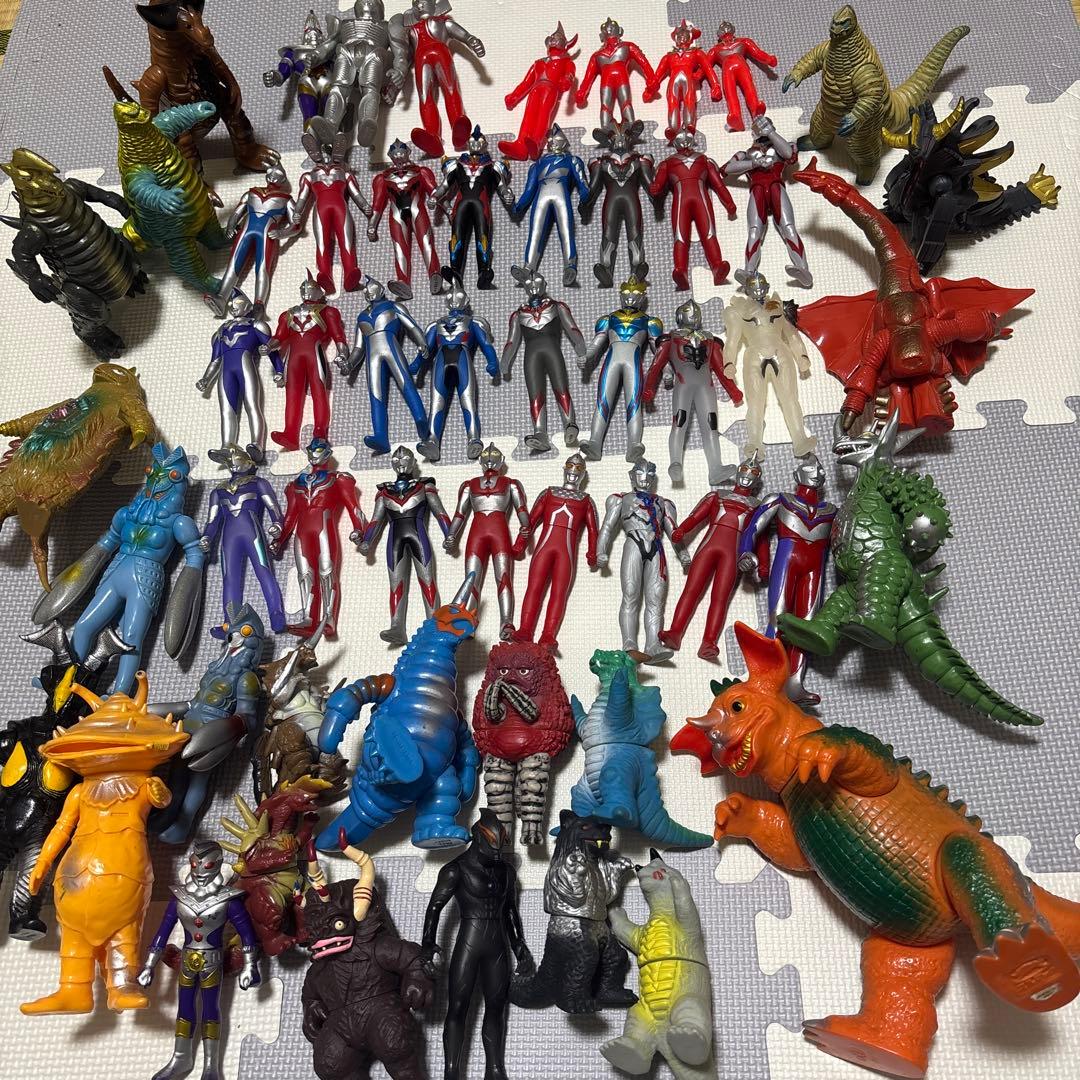 ウルトラマンフィギュアセット多数