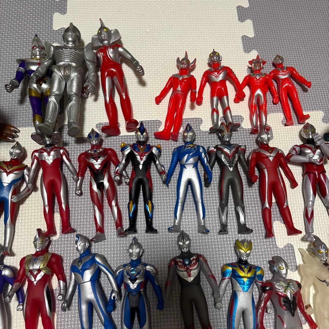 ウルトラマンフィギュアセット多数