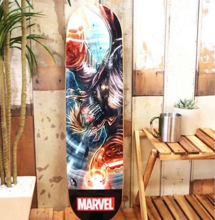 【新品未使用】MARVEL　マーベル　スケートボード　スター・ロード