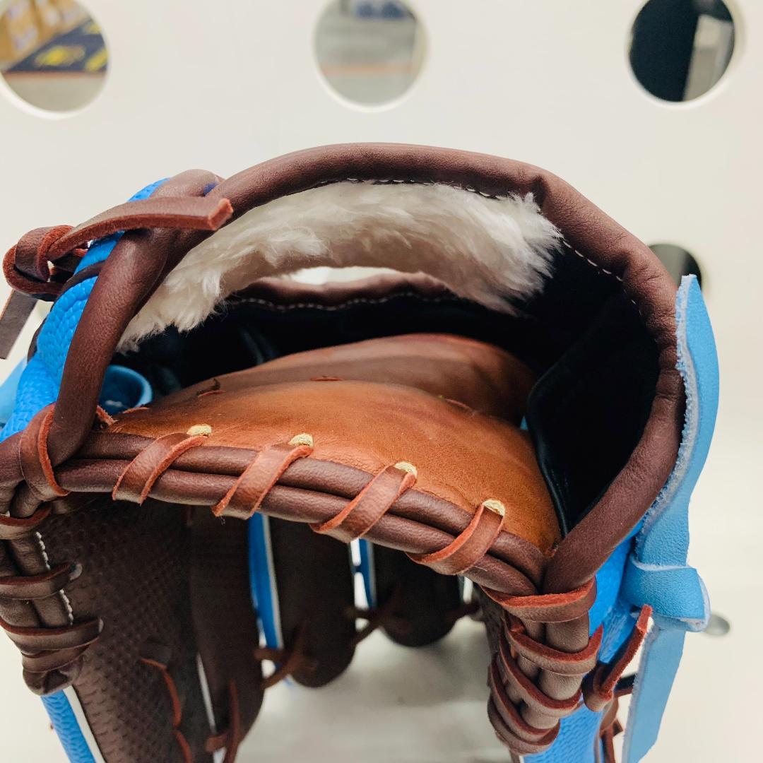限定　ウイルソン　WBW103784　一般用　軟式用　内野手用　87型　型付け済