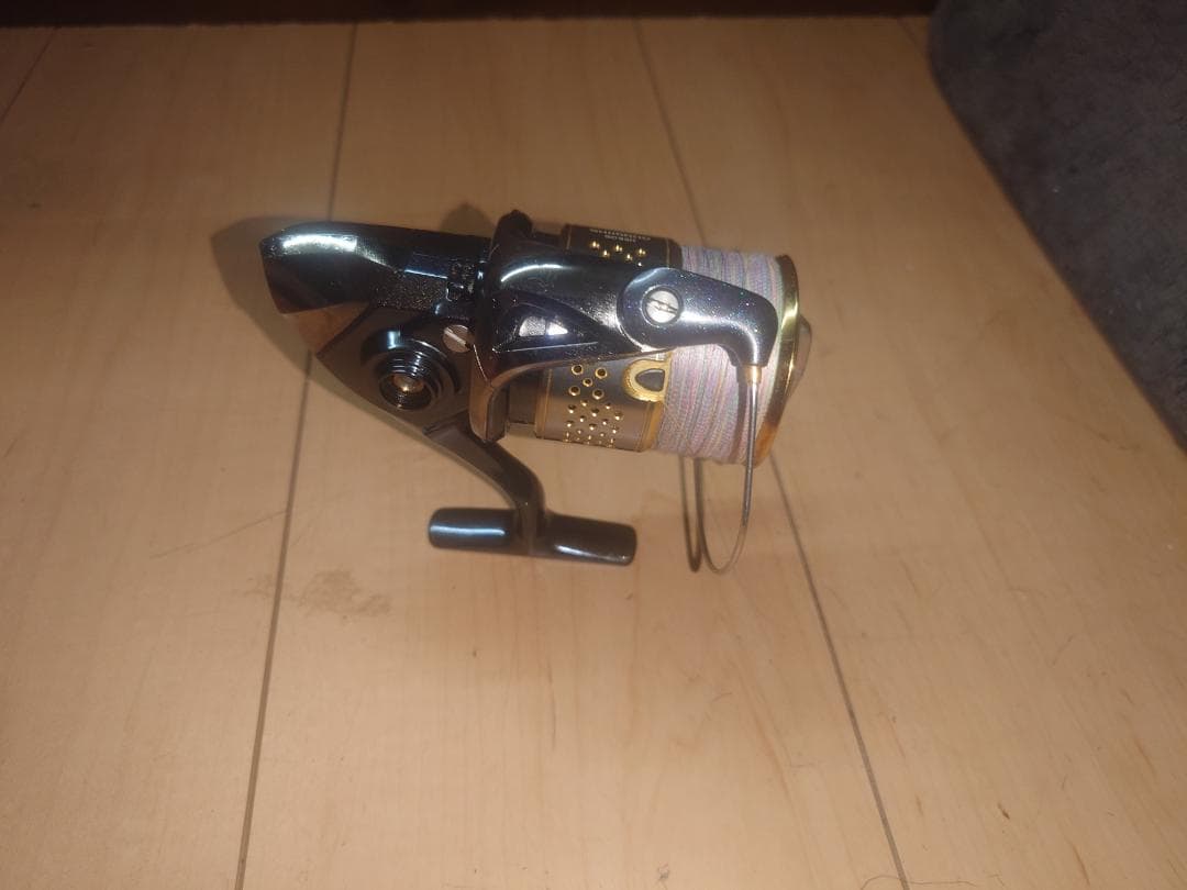 SHIMANO STELLA スピニングリール