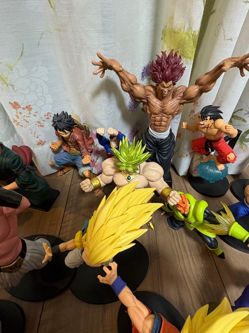 プライズ　フィギュア　18点　まとめ　ドラゴンボール　呪術廻戦　ワンピース