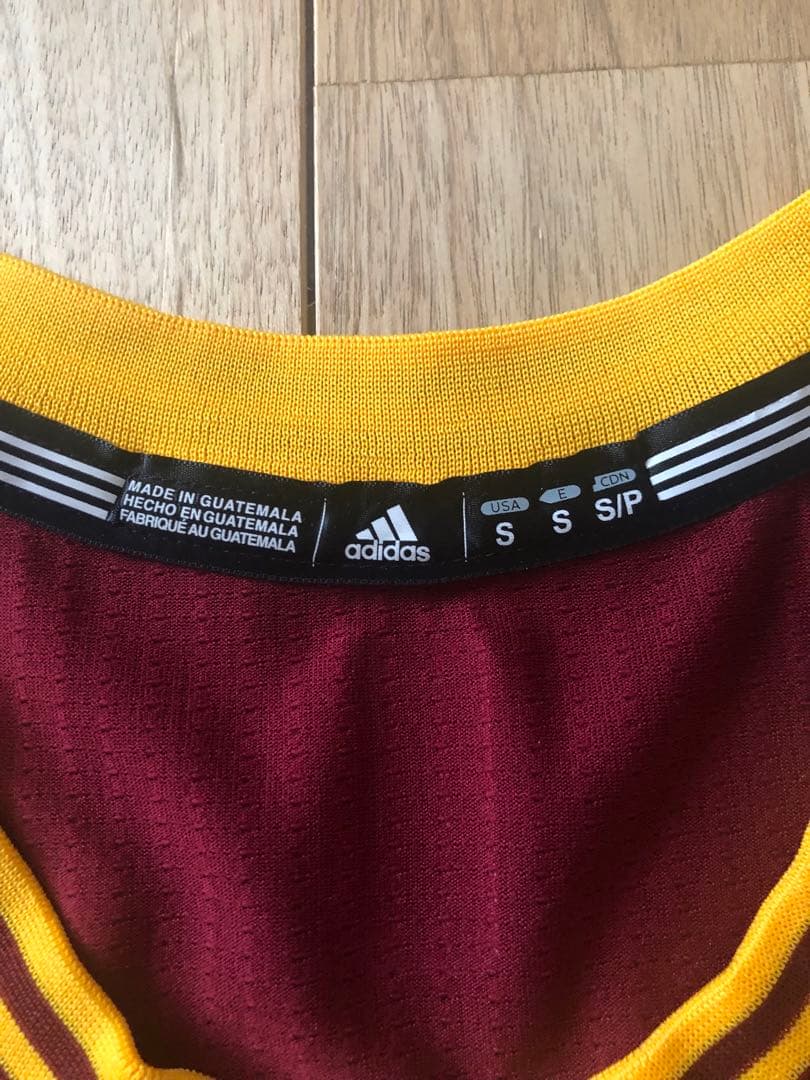 【S未使用タグ付】カイリーアービング CAVS ユニフォーム