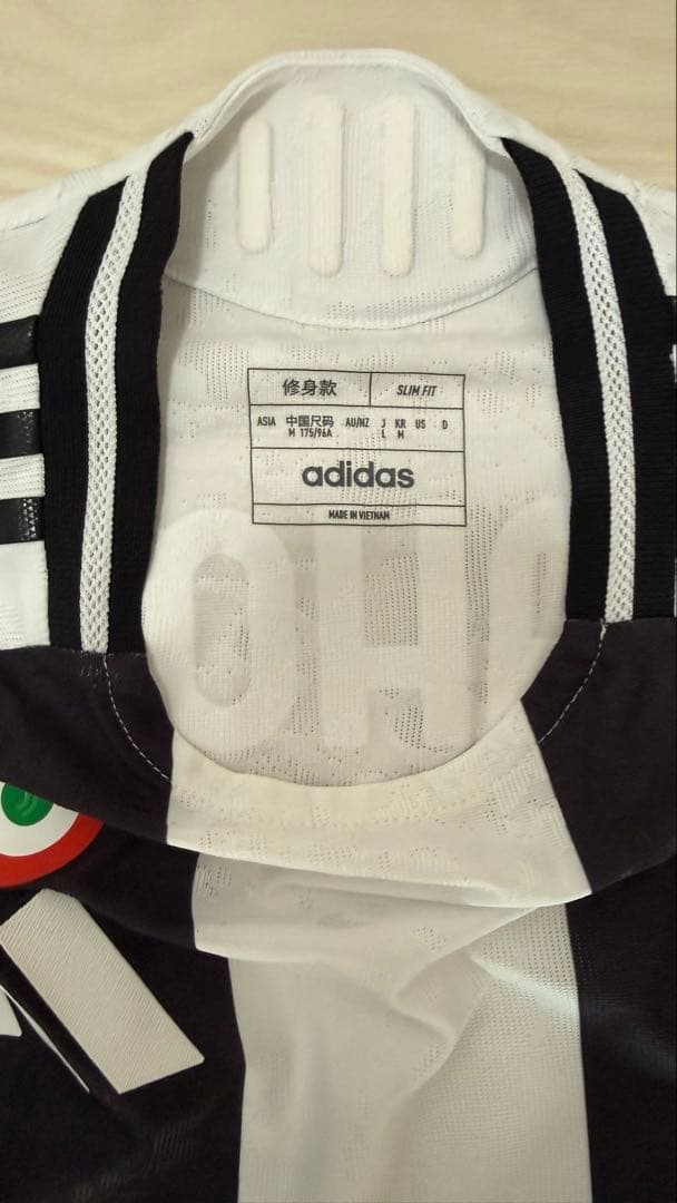 ユベントス 24/25 オーセンティック ヴラホヴィッチ 9 Lサイズ