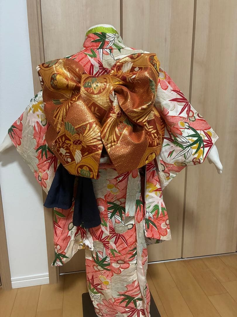 【七五三 7歳】粋で上品＊松竹梅の古典柄きもの♡個性が光るセット