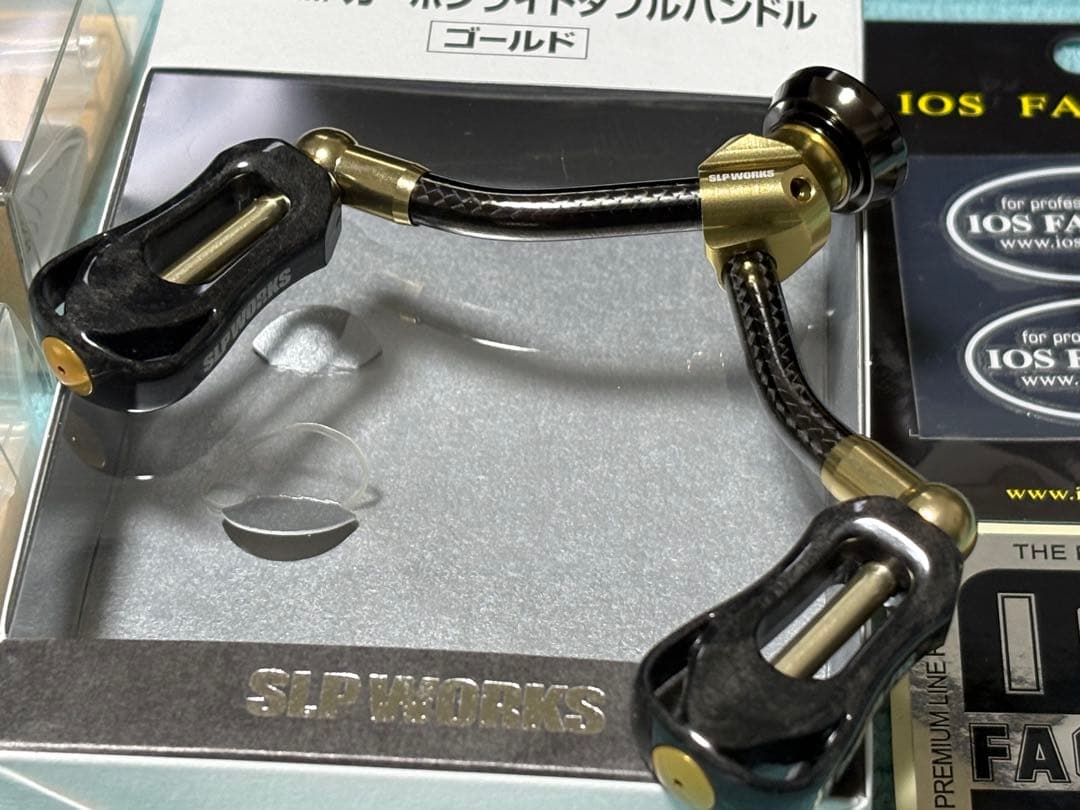 ダイワSLP WORKS カーボンライトダブルハンドル 82mm ゴールド