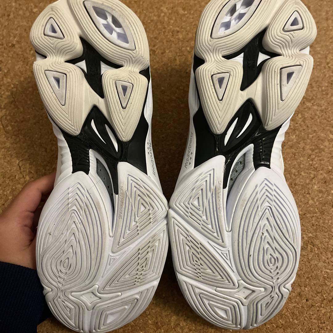 Mizuno Wave Lightning Z ホワイト/ブラック